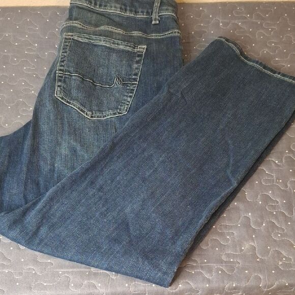 M. Jeans by Maurices Straight high rise curvy jeans size 18W short - Picture 1 of 6